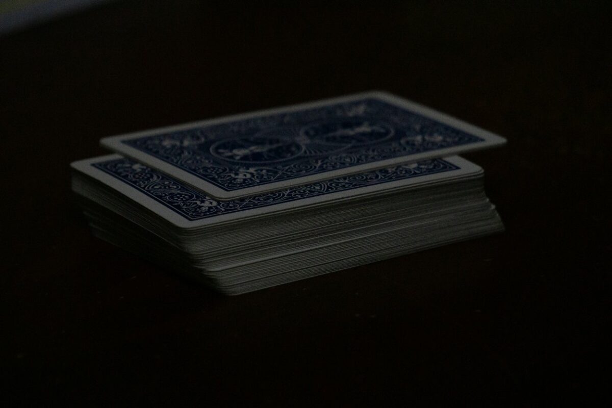Mastering the Digital Deck: A Savvy Gamer's Guide to Online Card Games