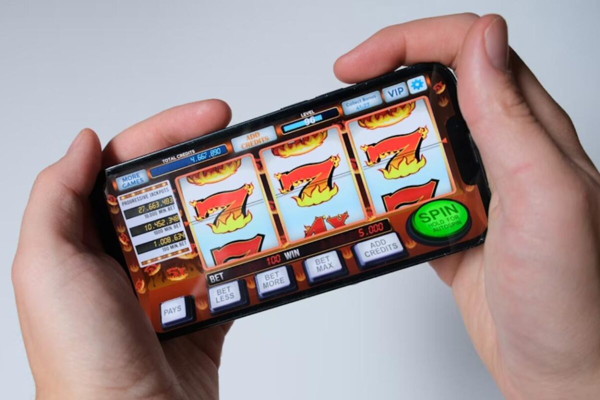 Best Mobile Game Genres for Practicing Casino Tactics