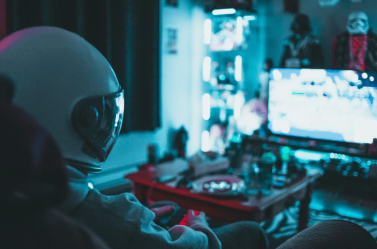 Gaming in Small Spaces: Building the Ultimate Setup in a Shared Apartment