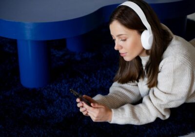Why Mobile Gamers Are Changing How We Discover Music