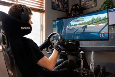 What Makes A Good Racing Sim Setup For Beginners_